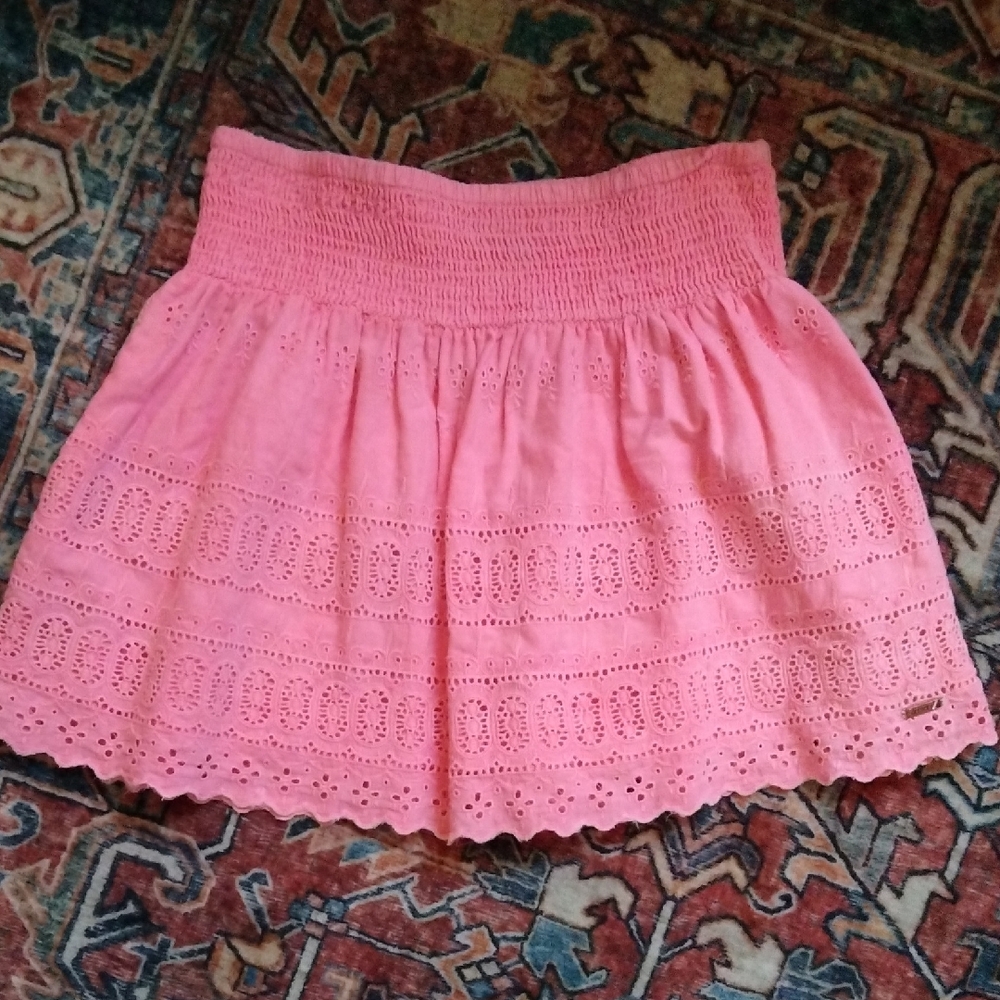 SUPER DRY- Pink Eyelet Ruffle Mini Skirt  Size M